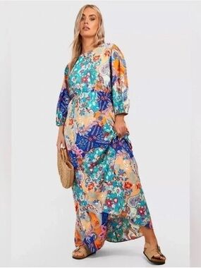 Boohoo | PLUS MIXED PRINT OPEN BACK MAXI DRESS